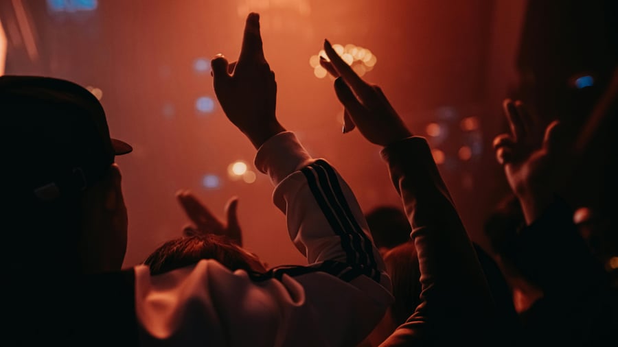 resell concert tickets