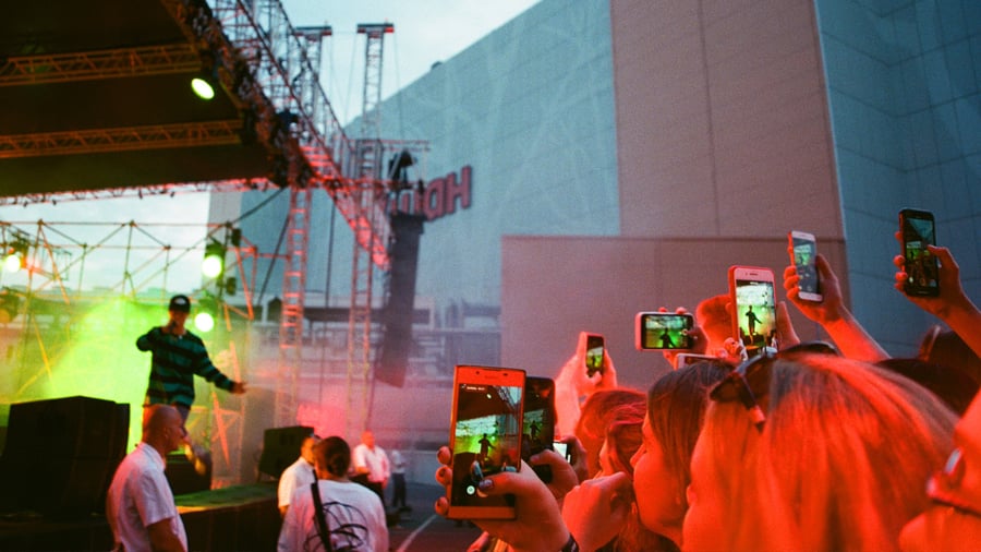 Best Practices for Reselling Concert Tickets Safely